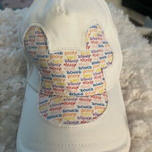 Disney Parks Mickey Mouse women’s baseball cap